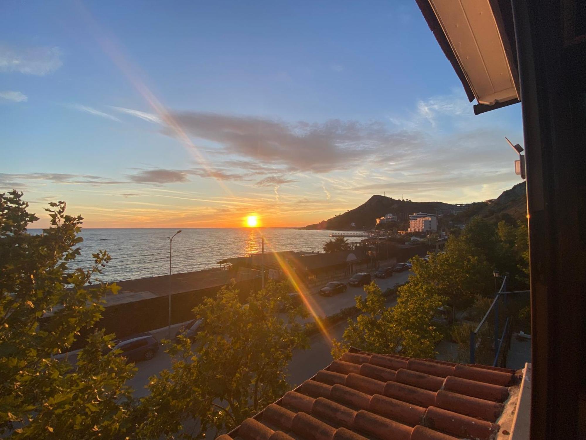 Tramonto Hotel Durrës 외부 사진
