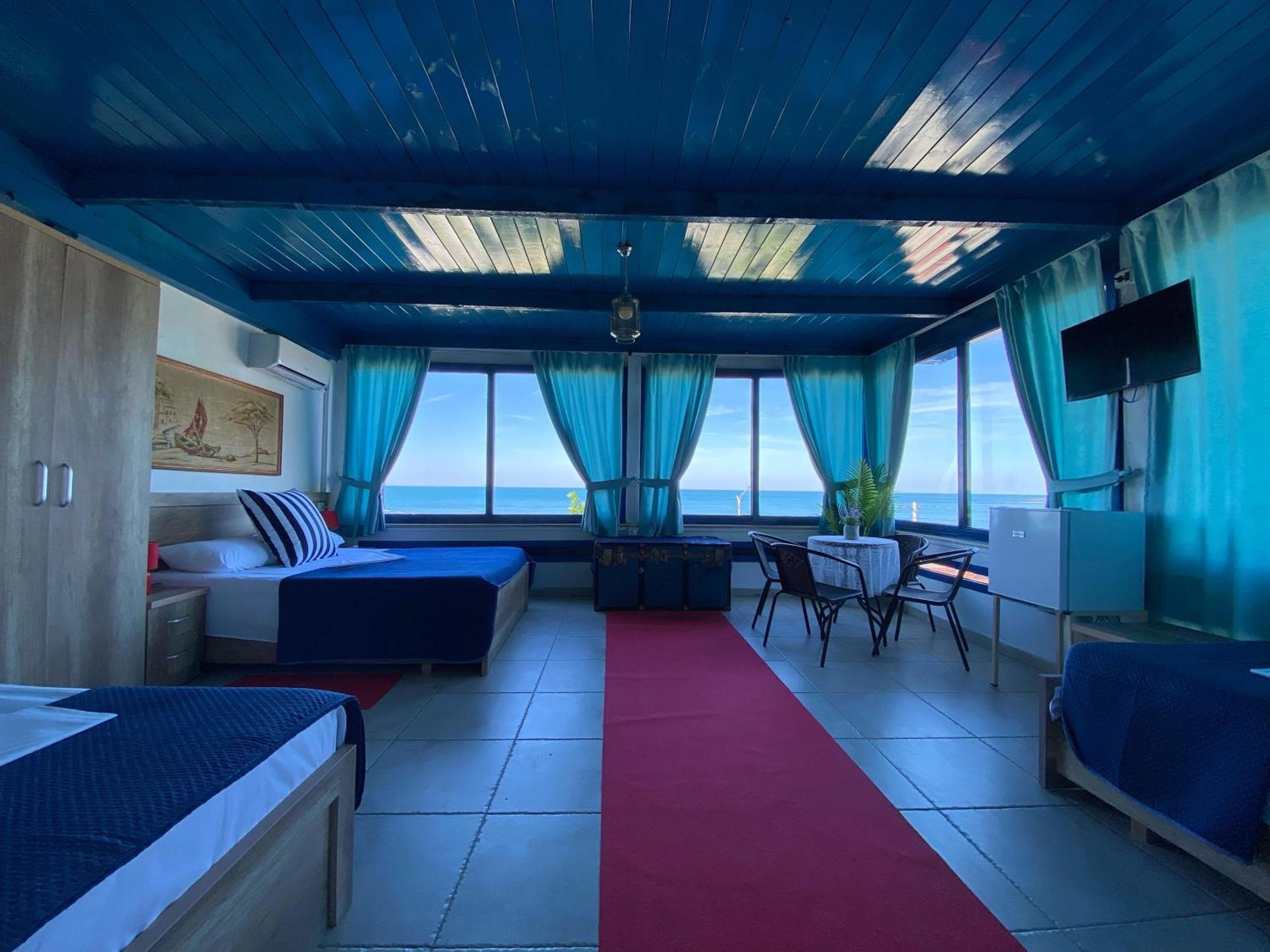 Tramonto Hotel Durrës 외부 사진
